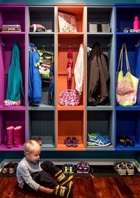 Детская цветная гардеробная комната Люберцы
